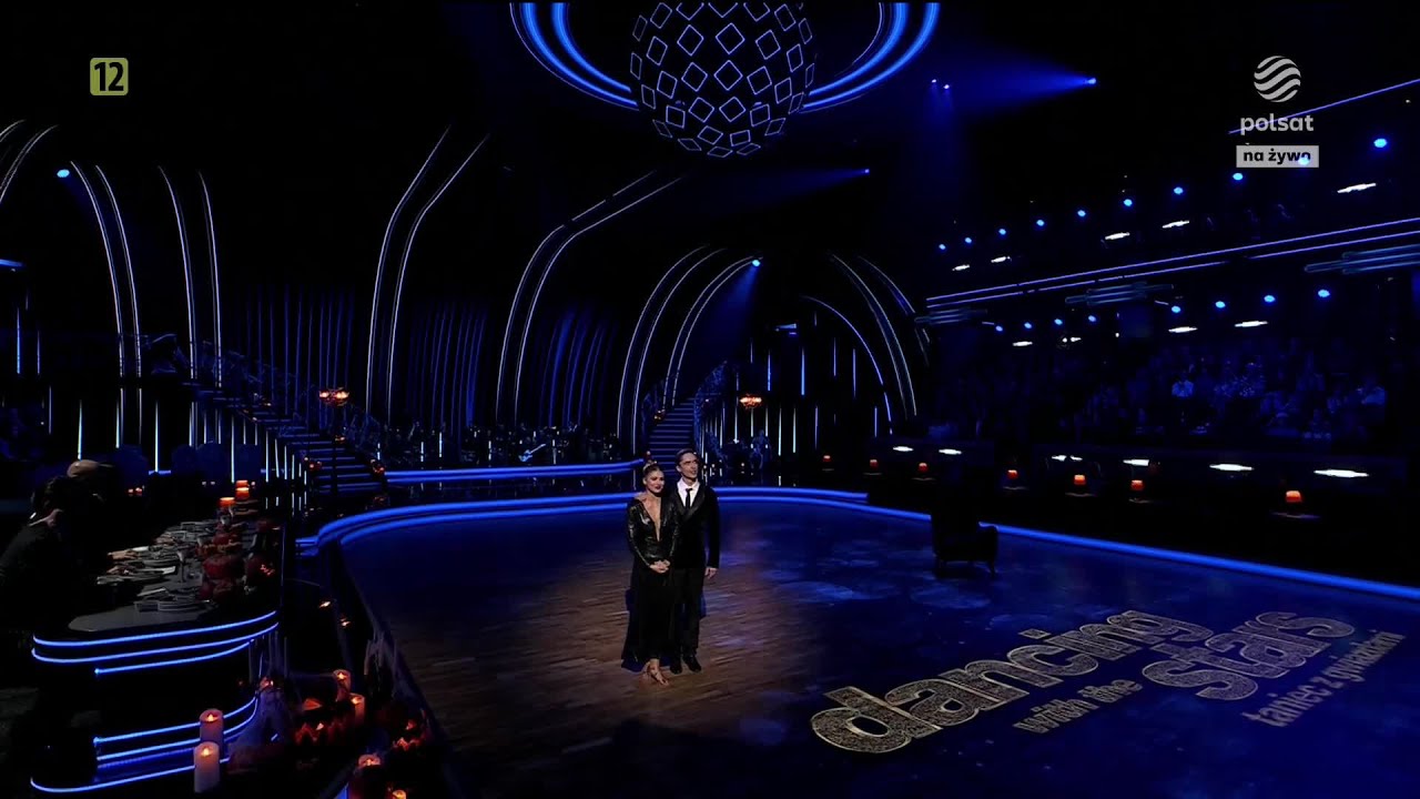 Julia i Wojtek - rumba | Dancing with the Stars. Taniec z Gwiazdami 15. Odcinek 8