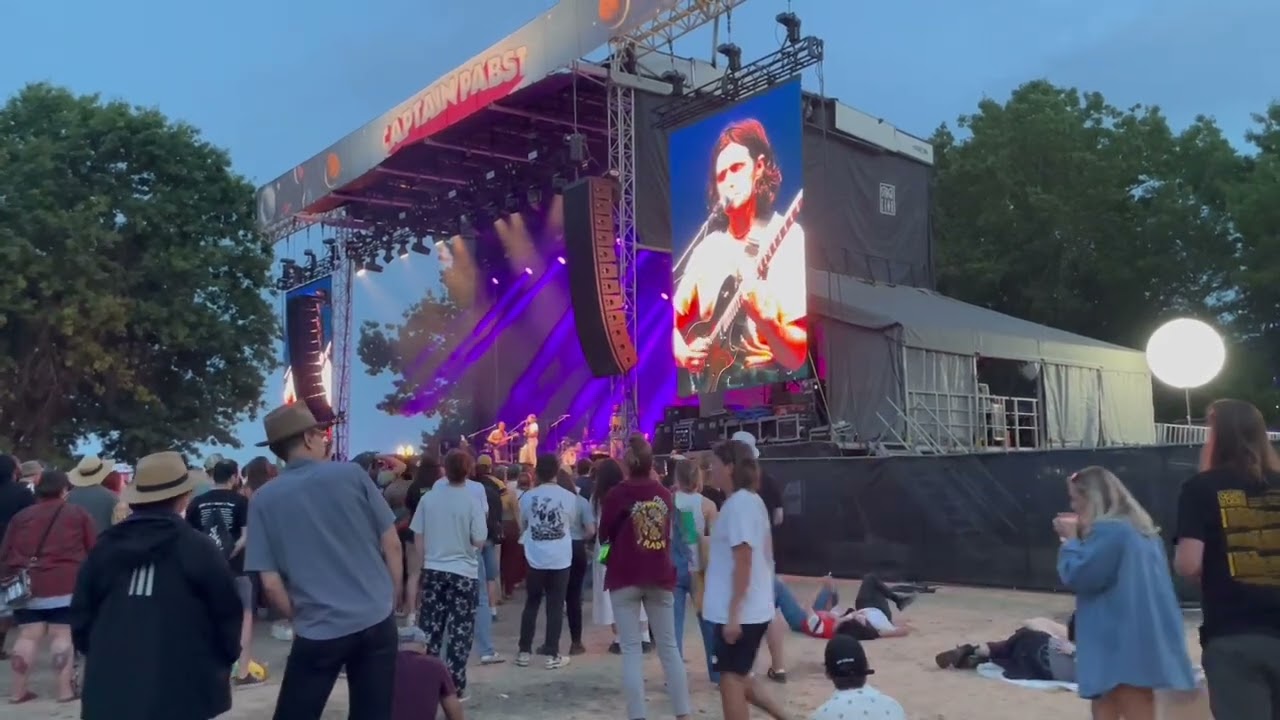 Big Thief - Nine BRAND NEW Songs!
