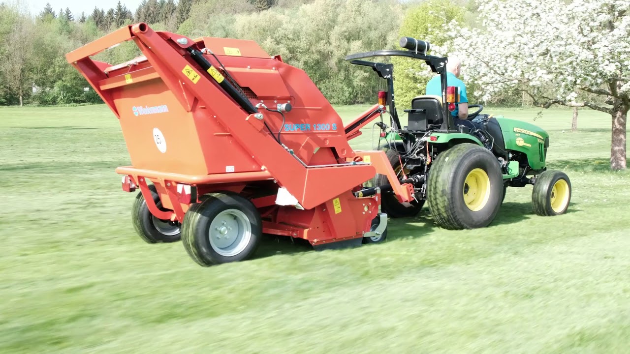 SUPER 1300S Wiedenmann Rasenkehrmaschine