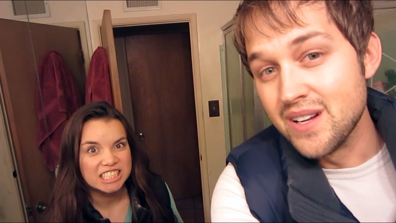 Vlogmas - Adventures of Chunk and MuncheeB - Day 9