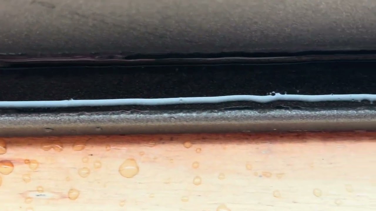 18-04-2025 | 10:57 | Infiltração de água – janela 2.º piso (alçado Sul) | Impacto das obras