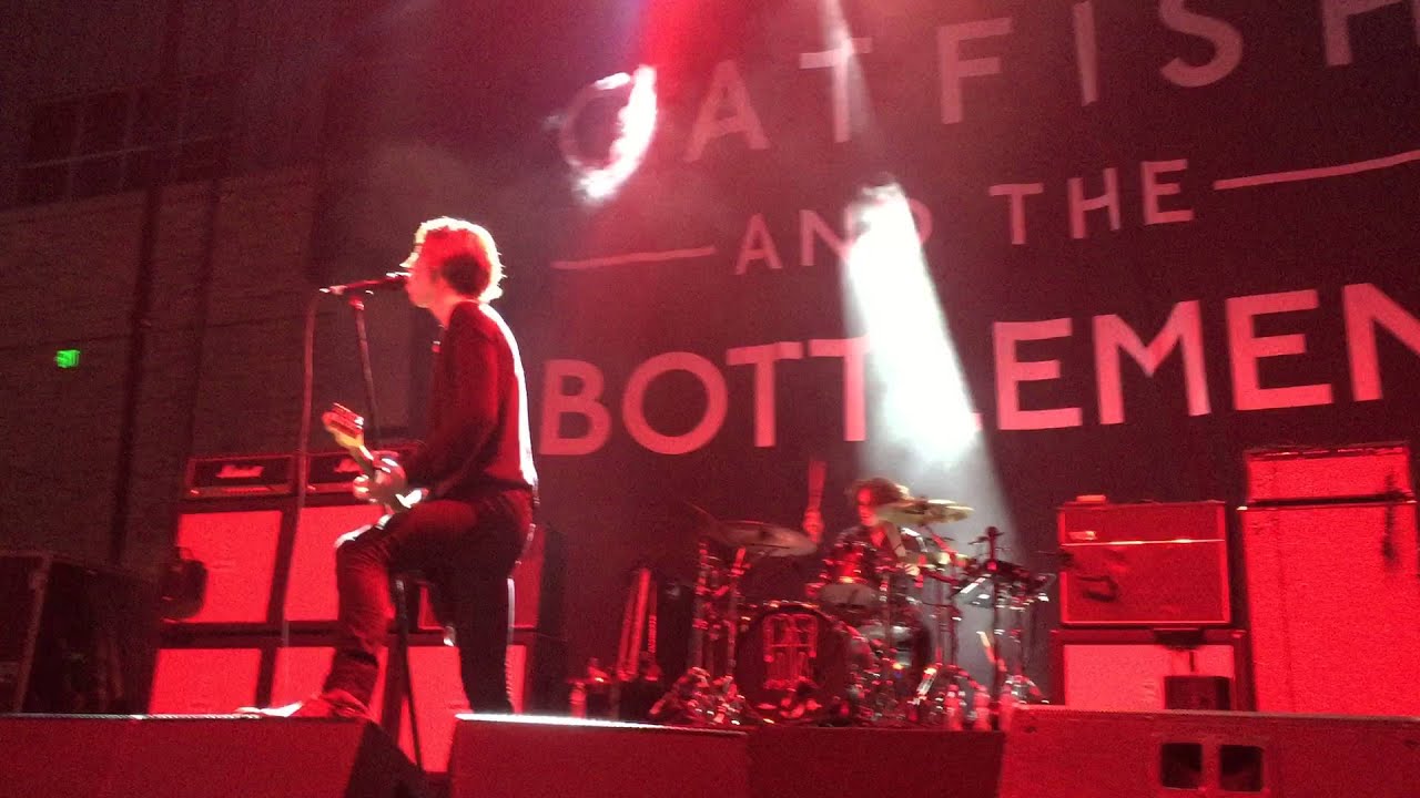 Catfish and The Bottlemen - Cocoon (KC Live! 10.9.15)