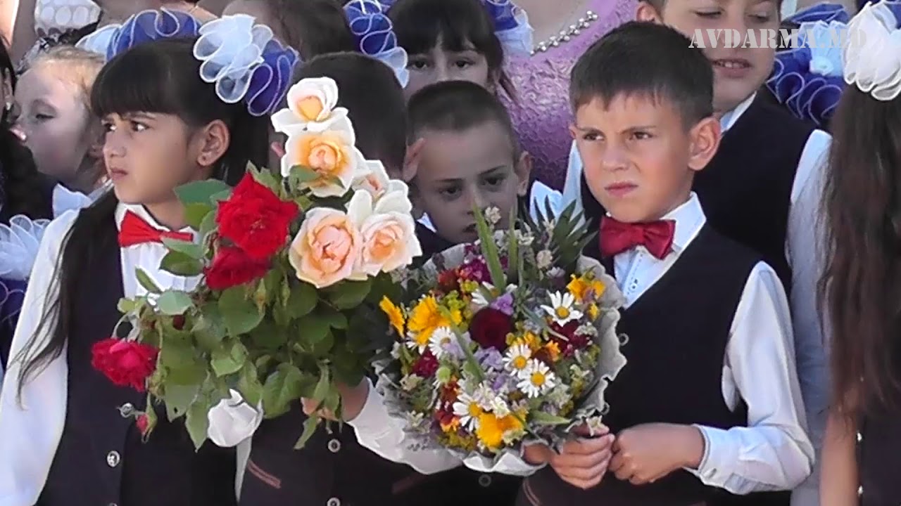 Последний звонок в лицее имени Дмитрия Челенгир