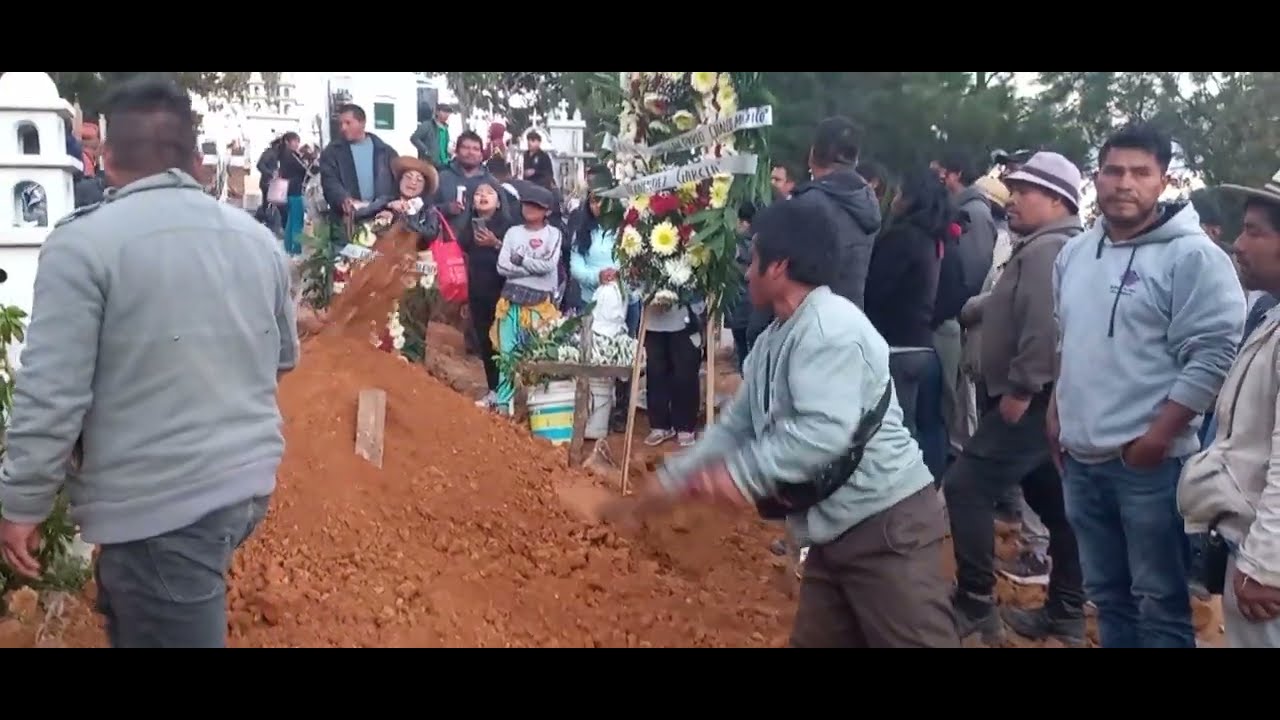 ASI DESPIDIERON AL VOCALISTA DE LOBO MIXTECO  (DESCANZA EN PAZ DONATO HERNANDEZ)