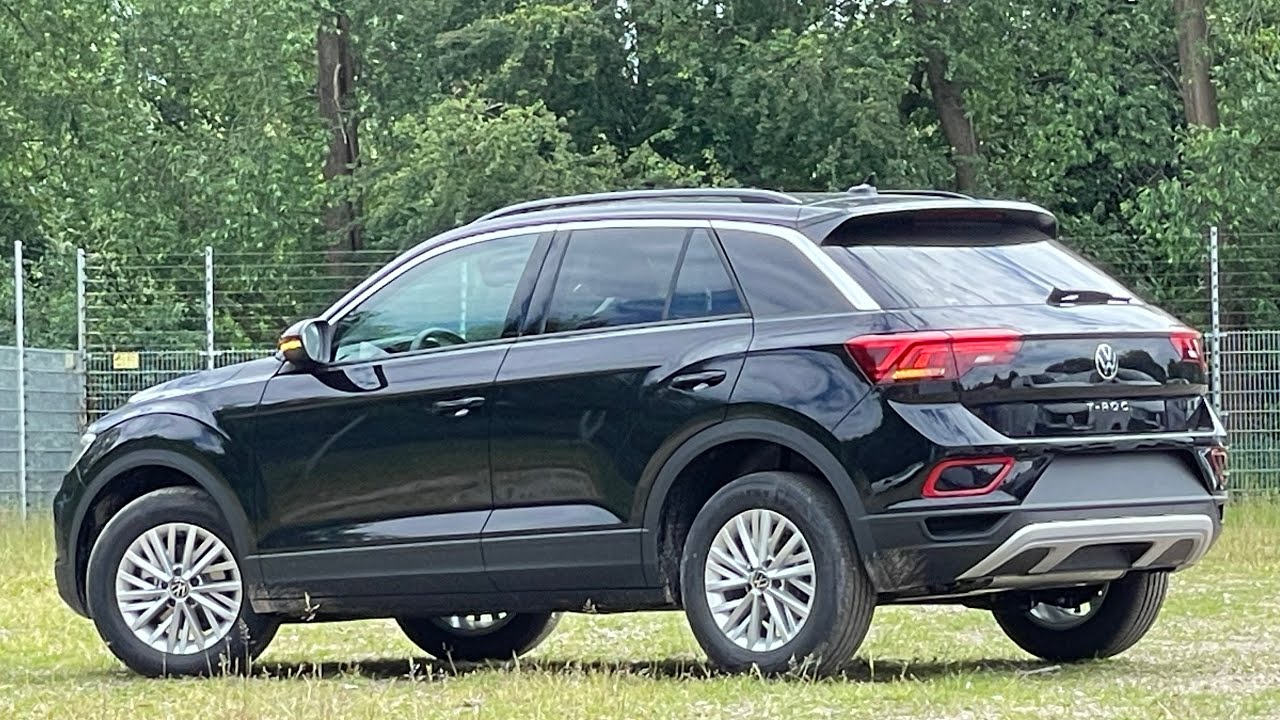 Volkswagen NEW T-roc Life 2022 in 4K Deep Black Pearl 16 inch Chester Walk around & Detail insid