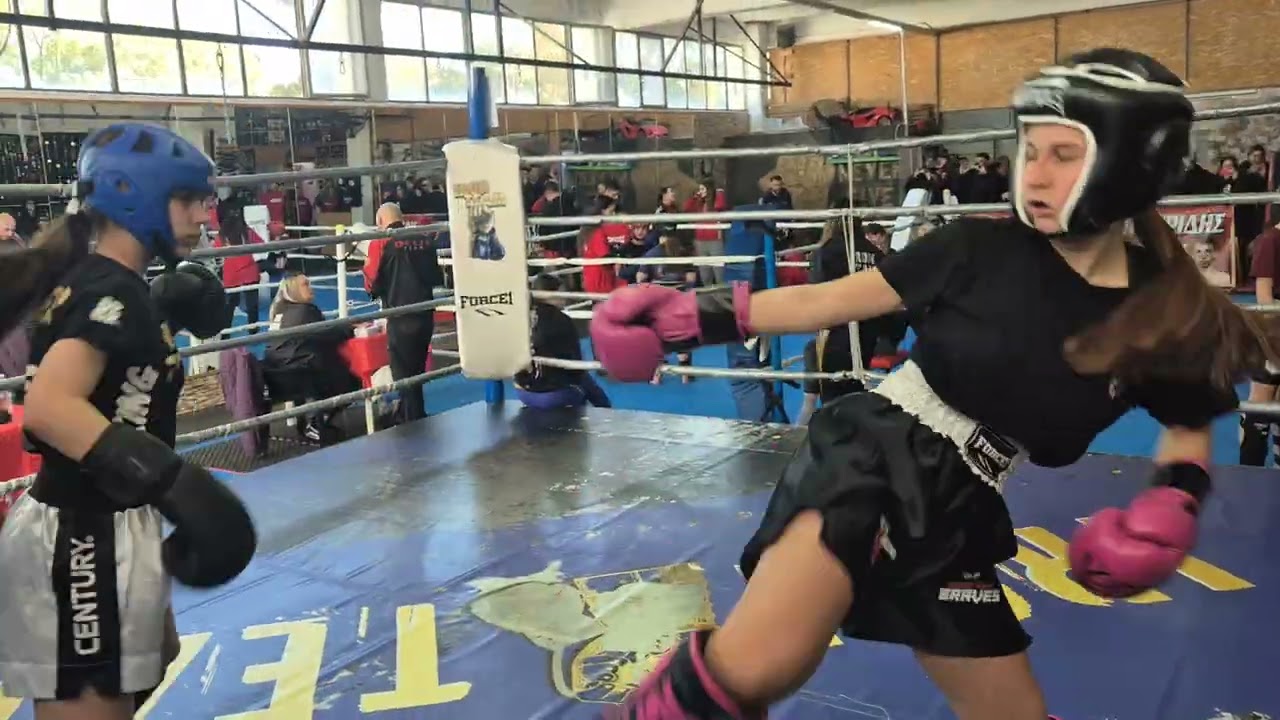 ΙΡΙΔΑ ΤΣΟΥΚΝΑΚΗ 2 SPARRING