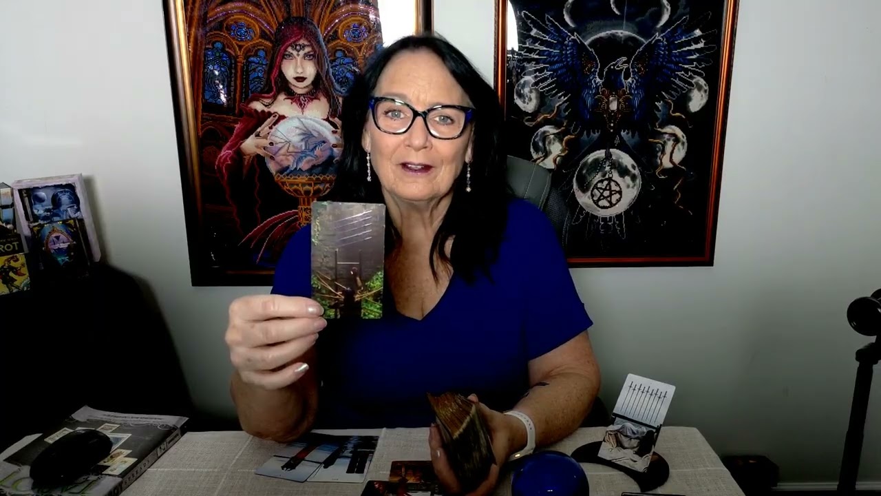 DAILY TAROT READING | YOU WILL NEED TO PUT YOURSELF OUT THERE IF YOU REALLY WANT TO REACH YOUR GOALS