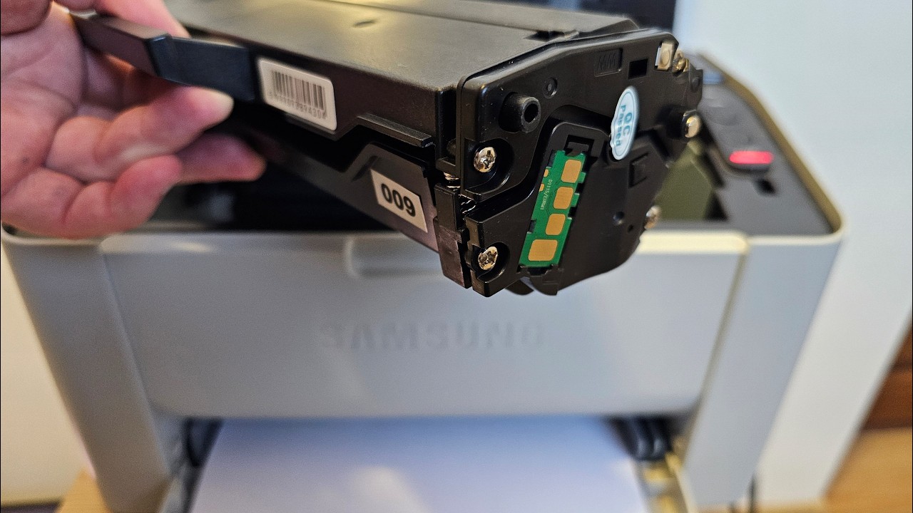 How to Replace Toner in Samsung Xpress M2020 Printers