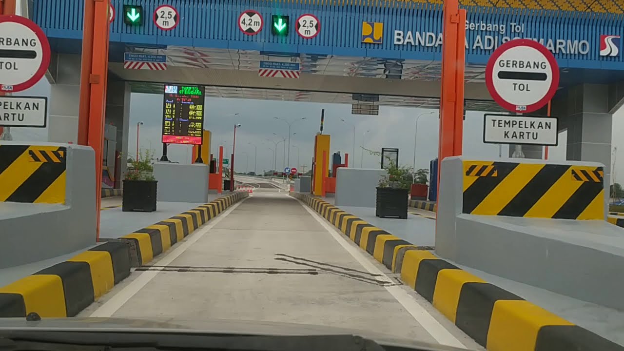 Njajal Tol Bandara Adi Soemarmo Ngaciiir | TOL SOKER