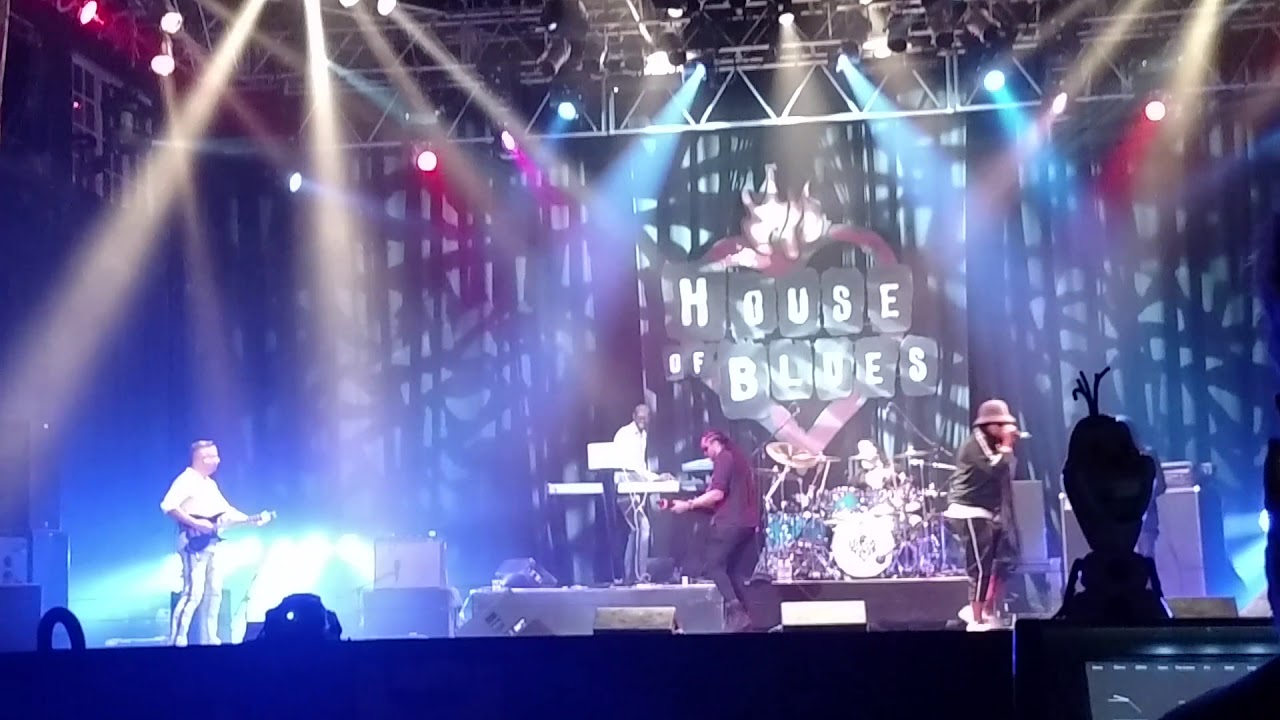 Maxi Priest 