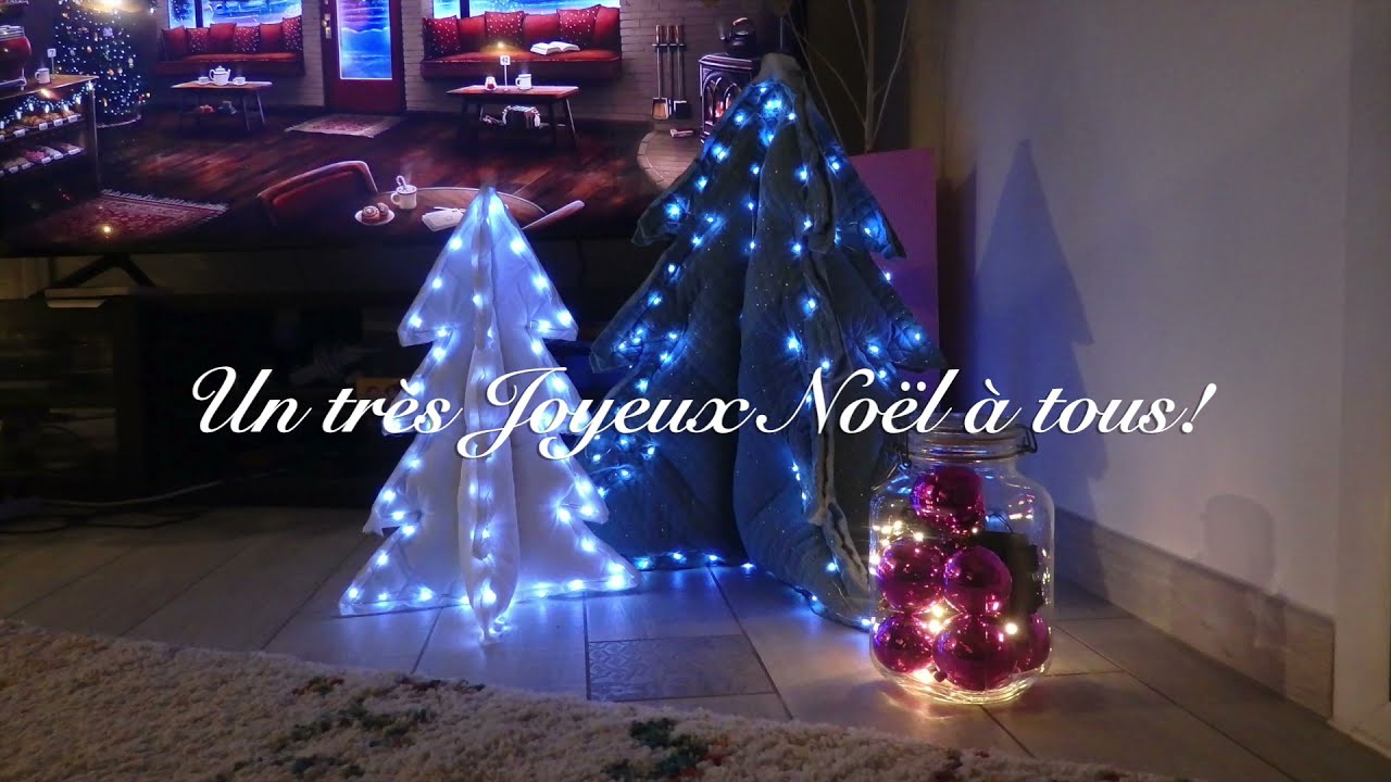 @  Sapin Blanc 4 pans avec LED  @ Christmas tree with Led @