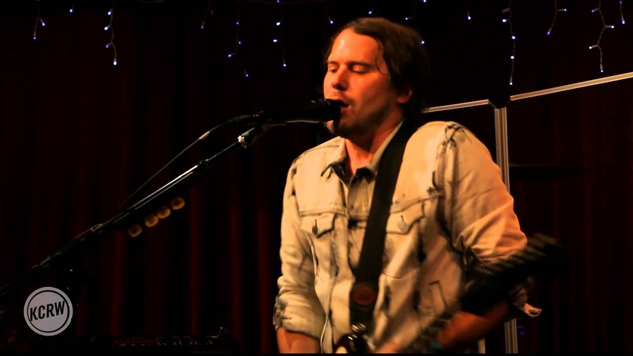 Silversun Pickups performing 