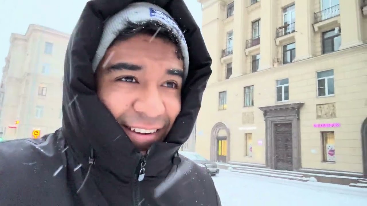 As&iacute; son las Escuelas  publicas en RUSIA 🇷🇺!! \\ ya lleg&oacute; la nieve a San Petersburgo