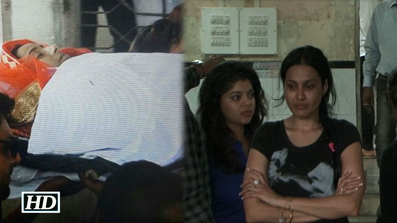 Pratyusha Banerjee's Funeral; Family & Friends Bid Tearful Goodbye