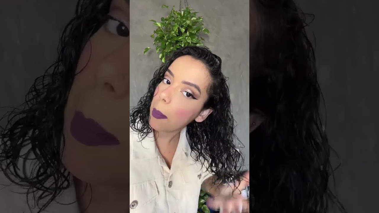 Tente usar mousse no seu cabelo