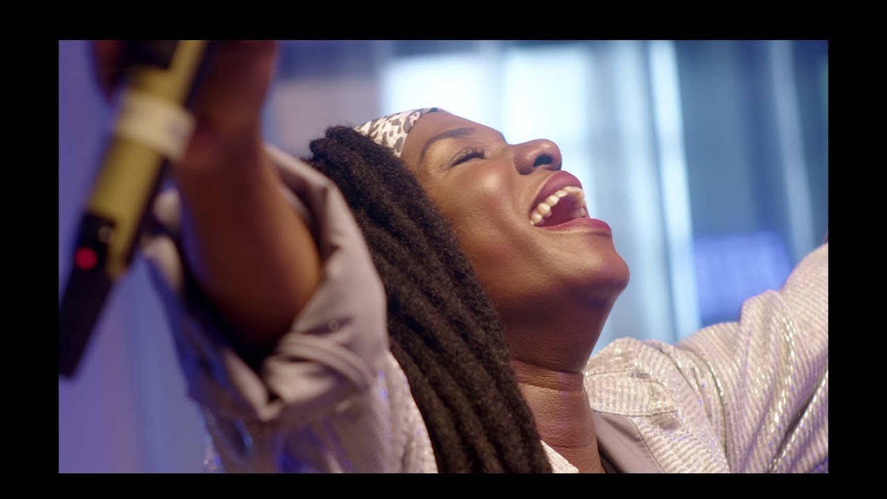 Marina Kouassi & Living Gospel - Adorons Chez Nous ( EPS 3 )