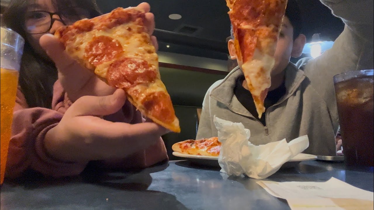 First video at Johns Incredible Pizza !! 