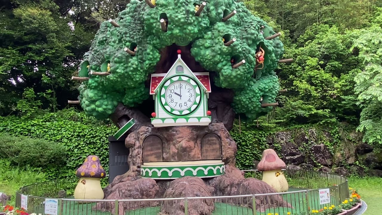 からくり時計✨高知県のいち動物公園　おとぎの森のコンサート