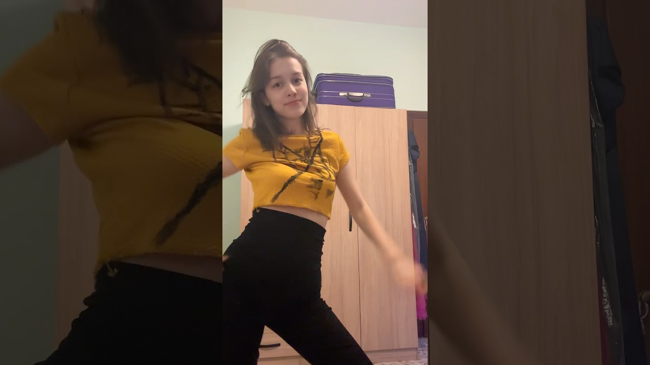 Eleven be hitting those moves 