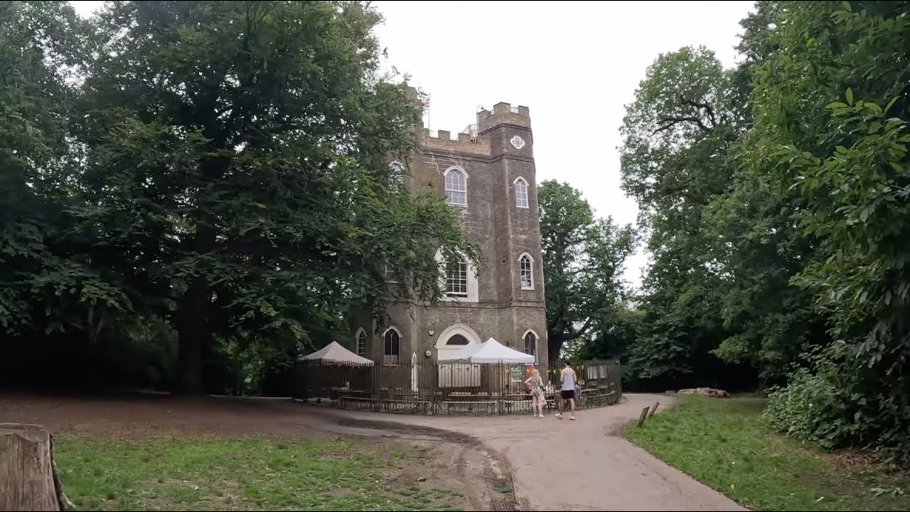Severndroog Castle: This Folly has the best view of London (as well as the friendliest staff)