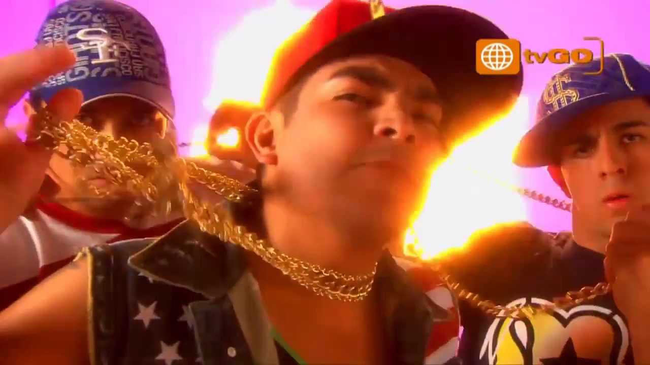 MI CHAMAQUITA -  Erick Elera Feat. DJ JB (Al Fondo hay sitio)