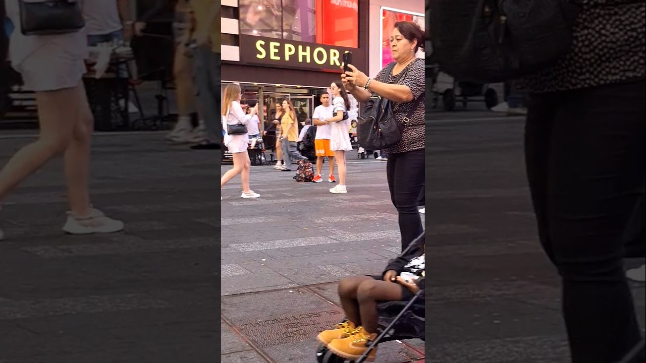 Walking In NewYork City #travel #newyork #explore #trending #funny #love #viral #shorts #video #art