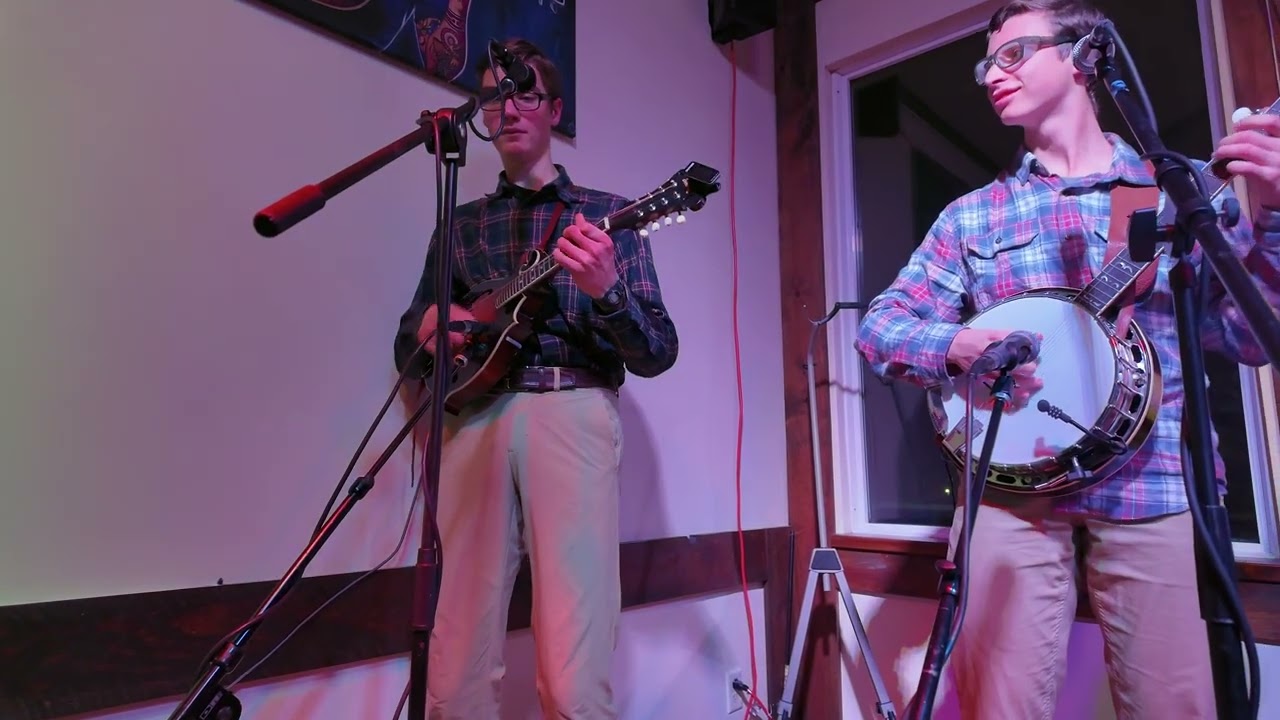 Ruben's Train/Mitten Pickers at Rockford Brewing Co. 2-28-26  4K
