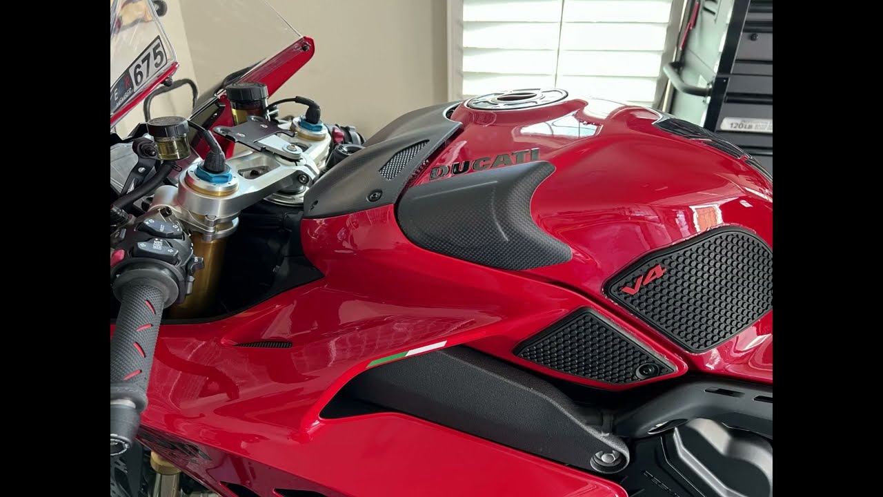 Carbon Fiber Battery Cover and Tank Slider on 2022 Ducati Panigale V4S
