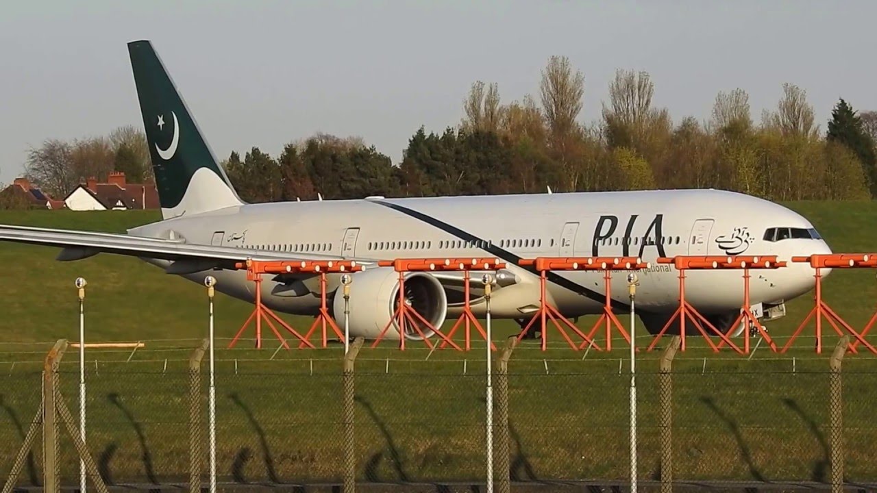 Pakistan International PK792 bhx-isb 19/04/2016