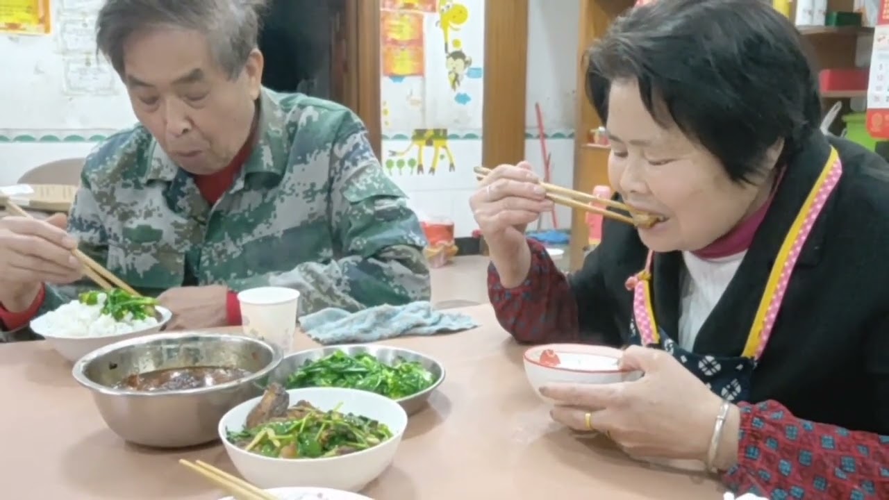妈妈为了让我们换上新口味，真的是煞费苦心，一种菜研究多种做法！#小吃货的姨妈