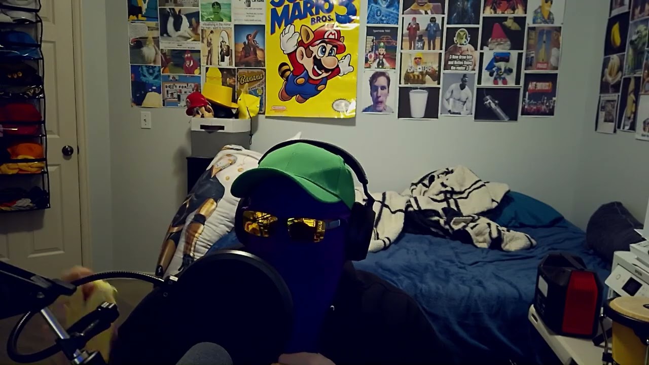 Eating a Banana a day until Valve Adds the Strange Second Banana to TF2 #657 #strangesecondbanana