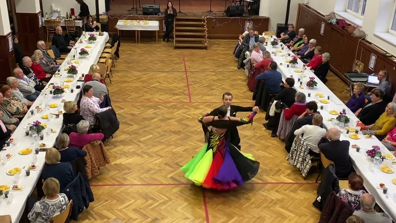 Novoroční setkání seniorů Nový Knín  - 6.1. 2024 - Quickstep - Báječná ženská (Michal Tučný)