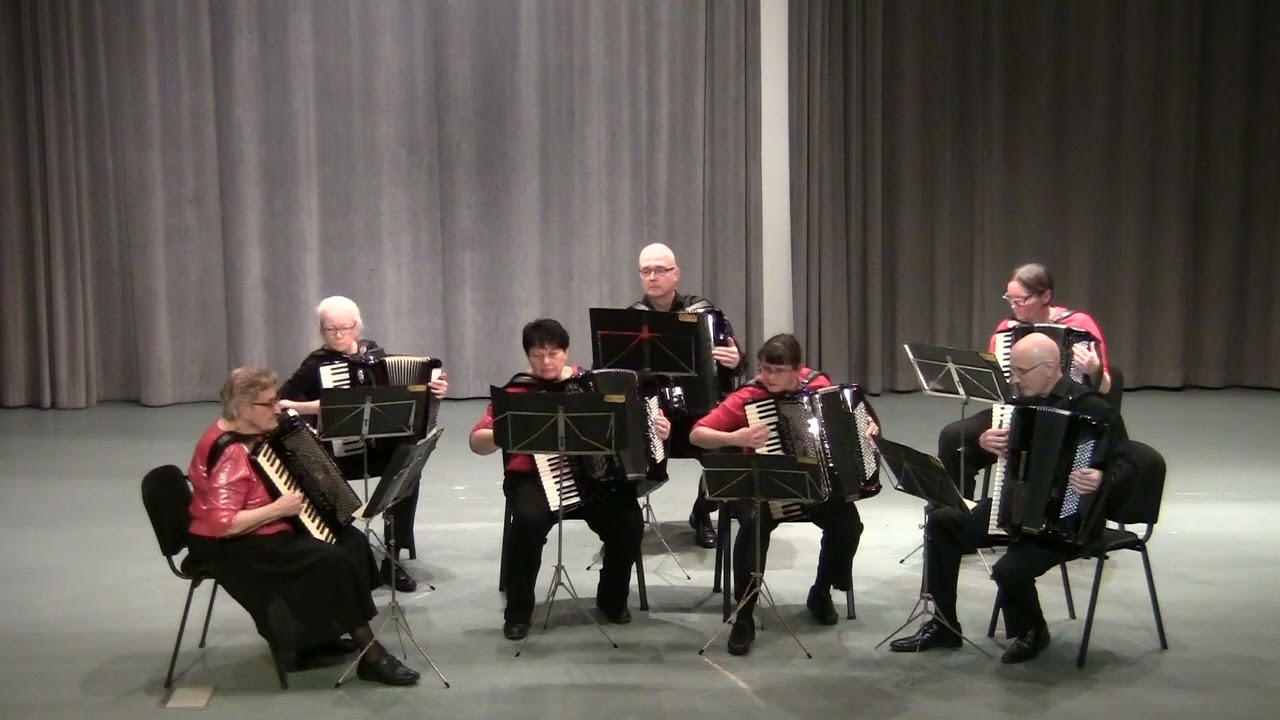Leroy Anderson - Sleigh Ride _ Akkordeongruppe Hermi Kaleta