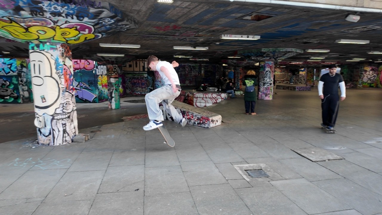 Southbank Skateboarding 4K | London’s Most Famous Skate Spot.