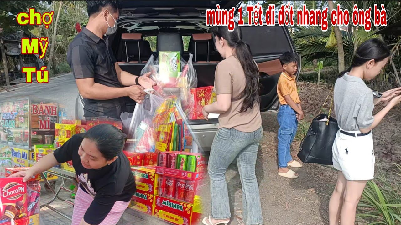 Mùng 1 Tết về nhà cha đốt nhang cho ông bà tình cờ gặp bác xuôi bảy điều quá vui.