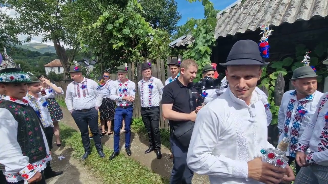 Nuntă Bondea Vasile Și  Maria Poienile De Sub Munte Maramureș (2)