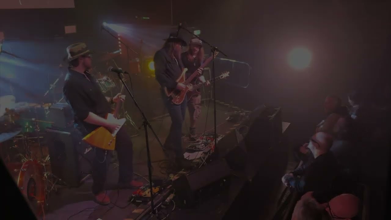 &ldquo;Overkill&rdquo; (Mot&ouml;rhead) &ndash; L&ouml;ser (Band UK) Live @ The Brickyard, Carlisle | 26 Oct 2025