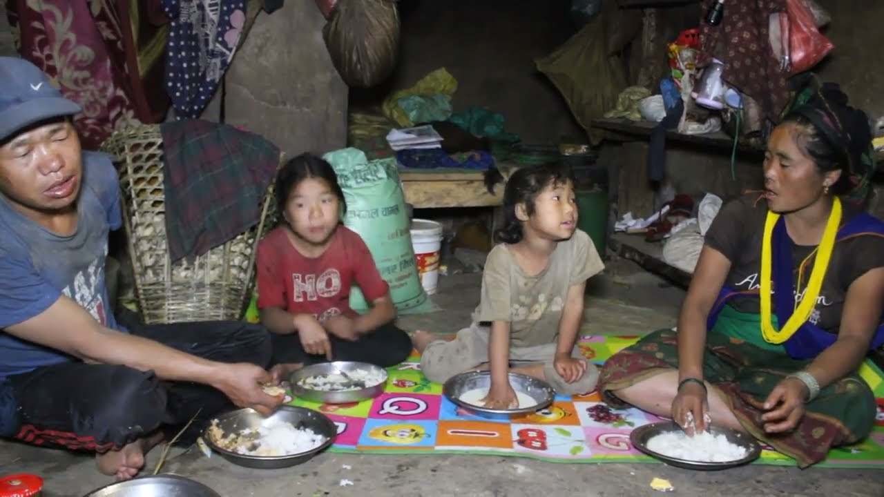 Nepali village || Cooking sisno vegetables in the village