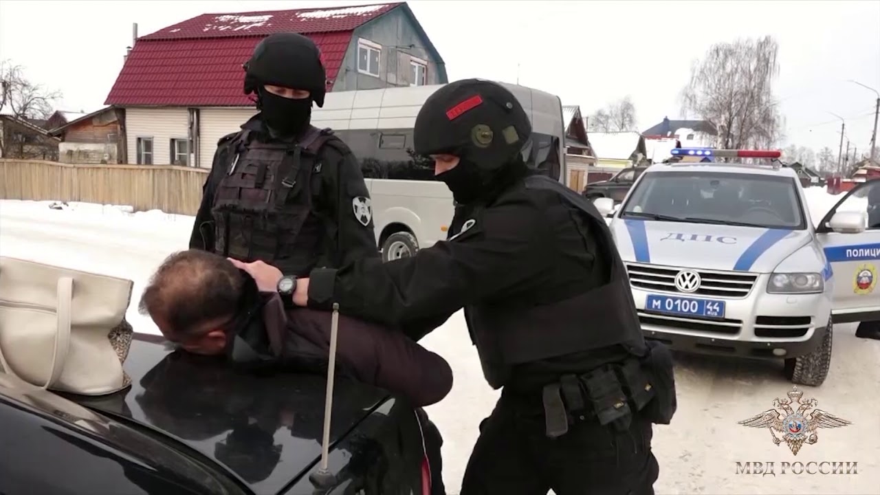 Полицейские совместно с коллегами ФСБ задержали подозреваемого в совершении мошеннических действий