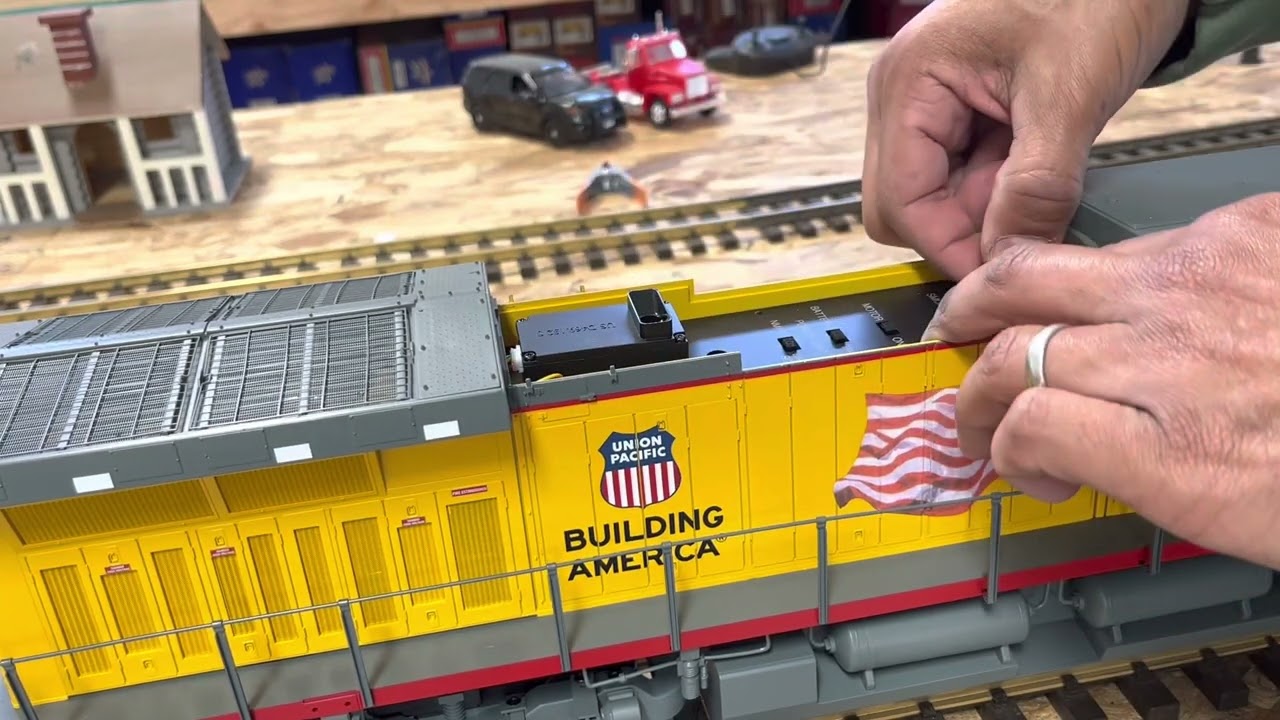 Bachmann Dash 9 Railpro installation