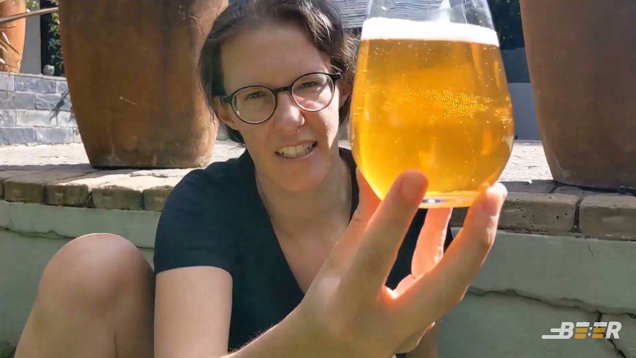 Beer oClock official tasting notes for East Coast Brewing Company's Easy Lager