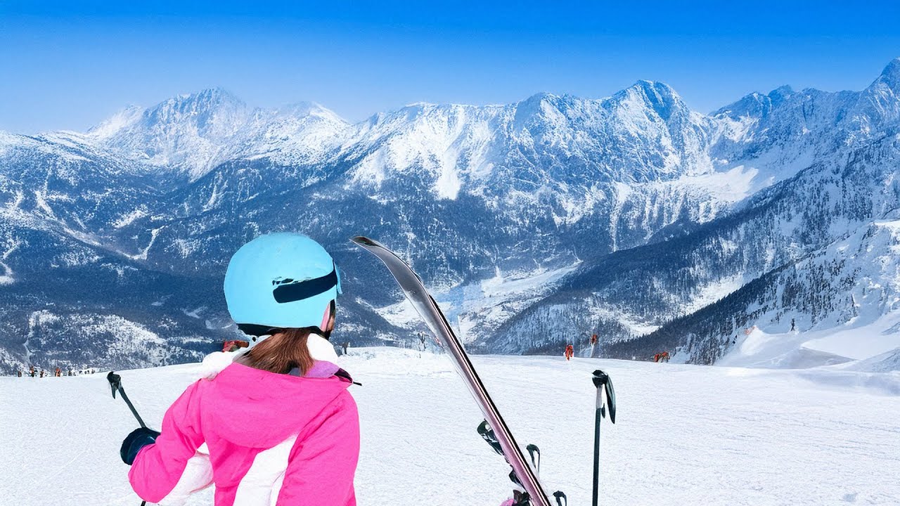 Skiing in ski resort Pamporovo, Bulgaria | Rhodope Mountains | January 2025