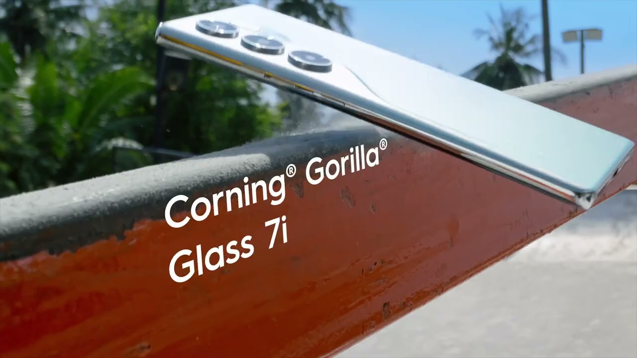 CAMON 40 Pro | Corning Gorilla Drop Resistant Body