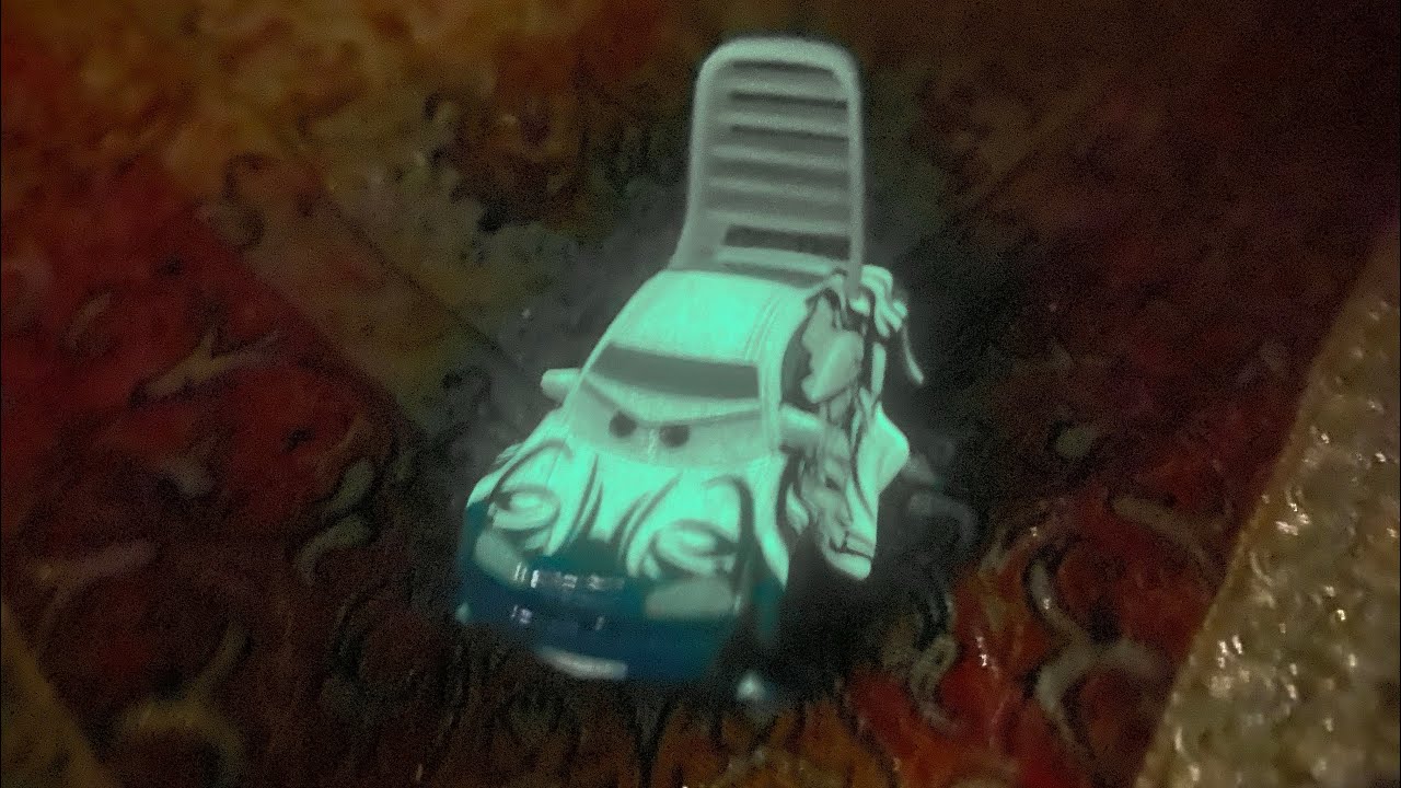Disney Pixar Cars Diecast Glow Racer Wingo 