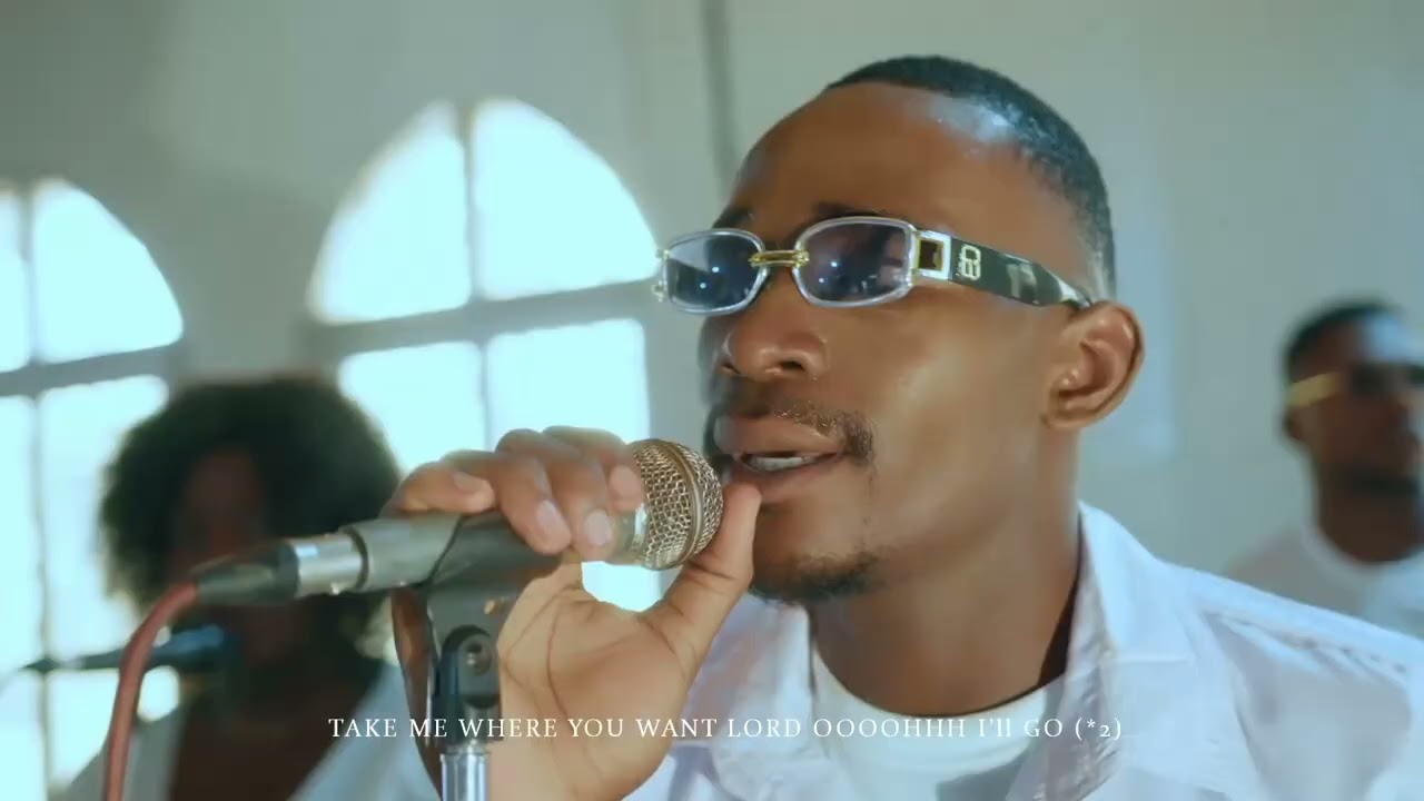 Junior Belinga (Emmènes moi) clip officiel By Tepson'Art