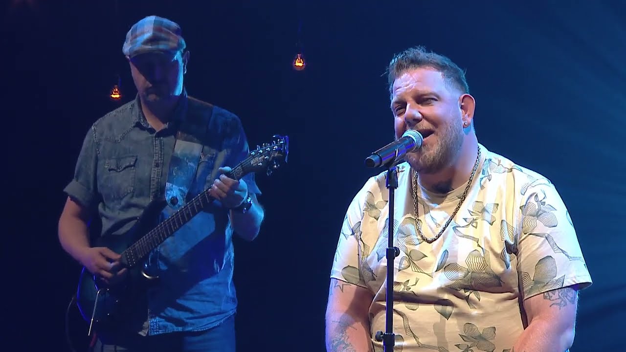 Dennis Hendriks - Koffie veur ons twee | Live bij Songfestival Drenthe