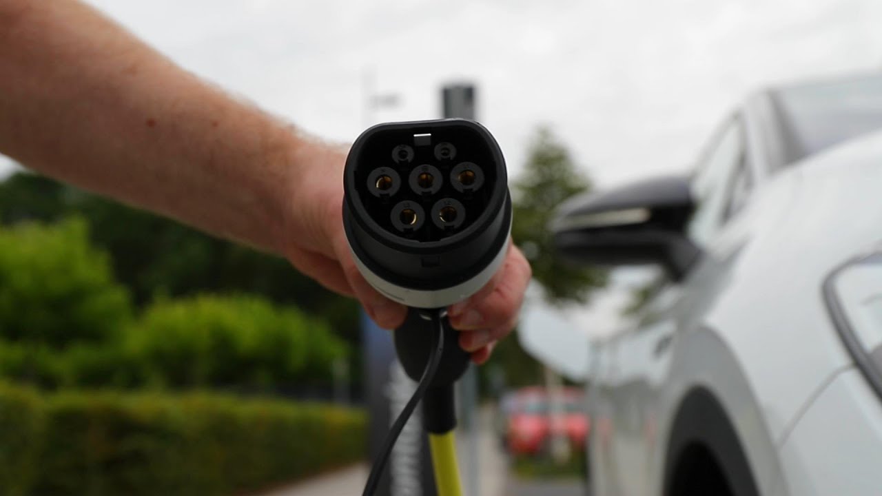 Elektroauto AC Laden auf 1000 Arten - wie l&auml;dt man denn an der AC Ladeinfrastruktur?