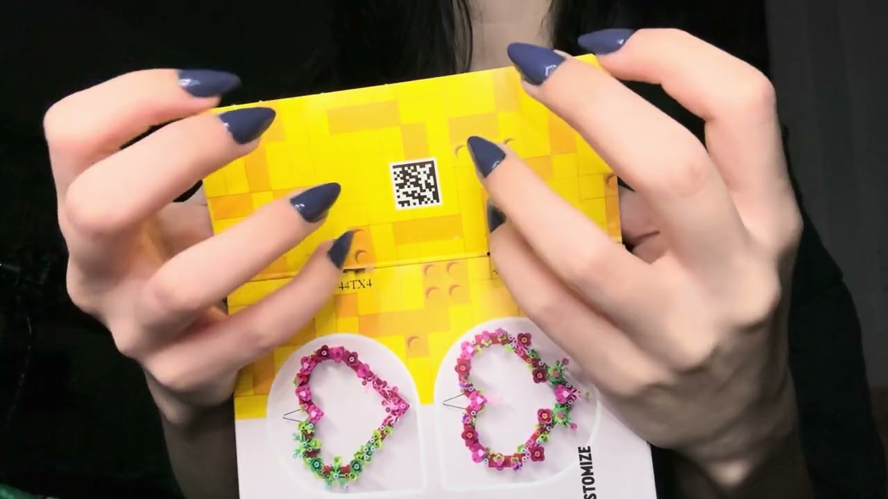 ASMR | Lego box tapping/scratching