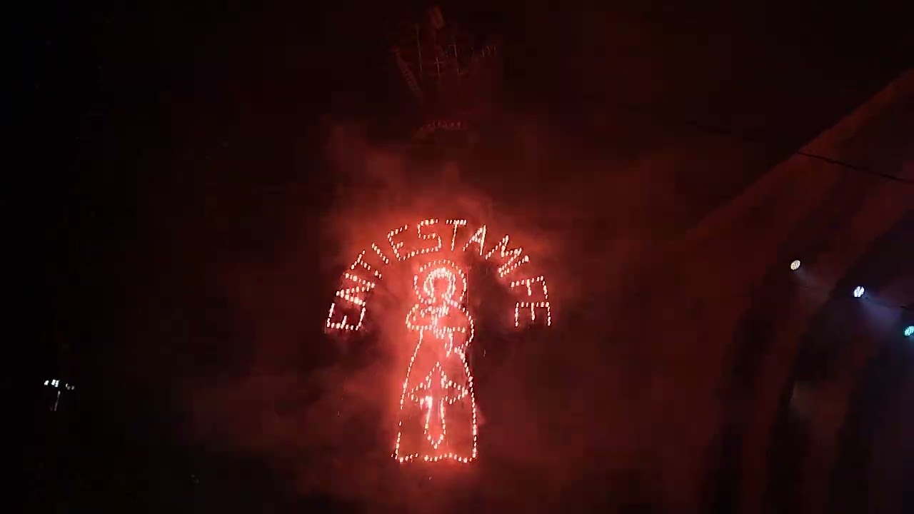 Impresionante ofrenda pirotécnica.