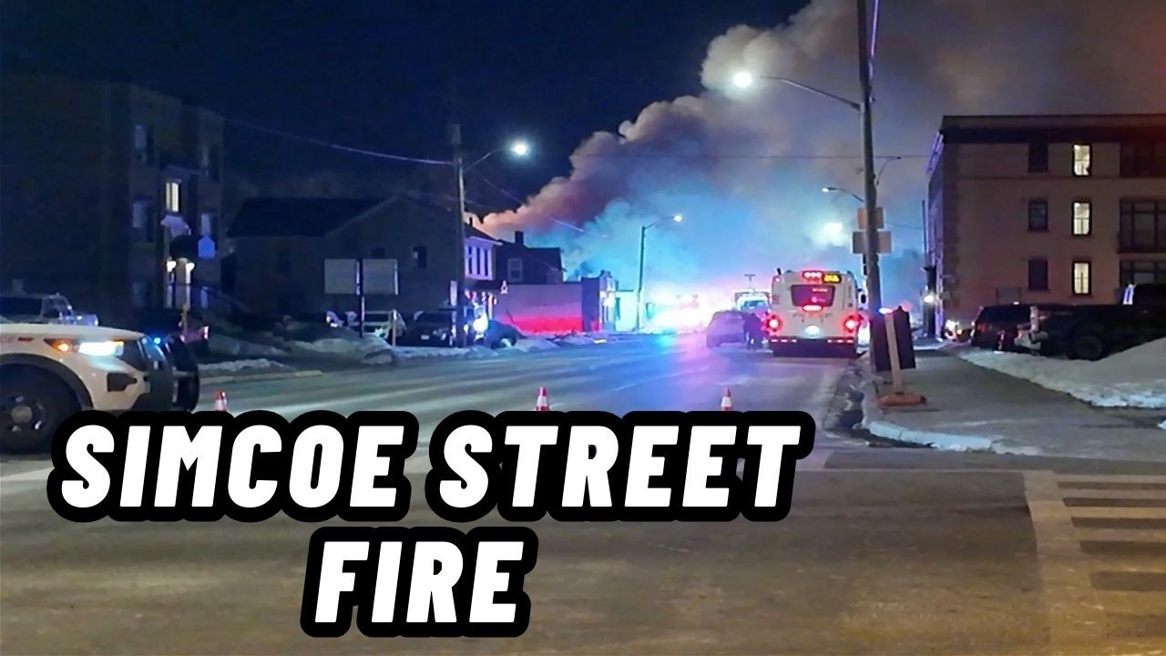 Late Night Simcoe Street Fire: Simcoe St Diner & Vacant Building